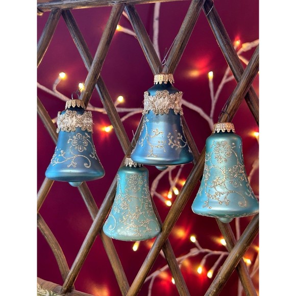 Lot of 27 Vintage Glass Ornament Bundle - Picture 4 of 12